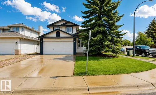 2 HAMPTON CT, Sherwood Park - $599,000
