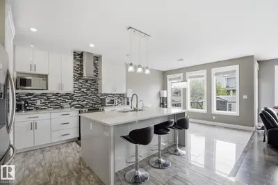 Interior photo 2 of 1051 174 ST SW