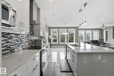 Interior photo 4 of 1051 174 ST SW