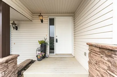 Interior photo 1 of #44 171 BRINTNELL BV NW