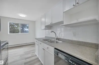 Interior photo 4 of #10 4616 47 ST
