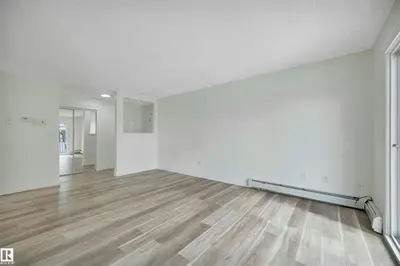 Interior photo 2 of #10 4616 47 ST
