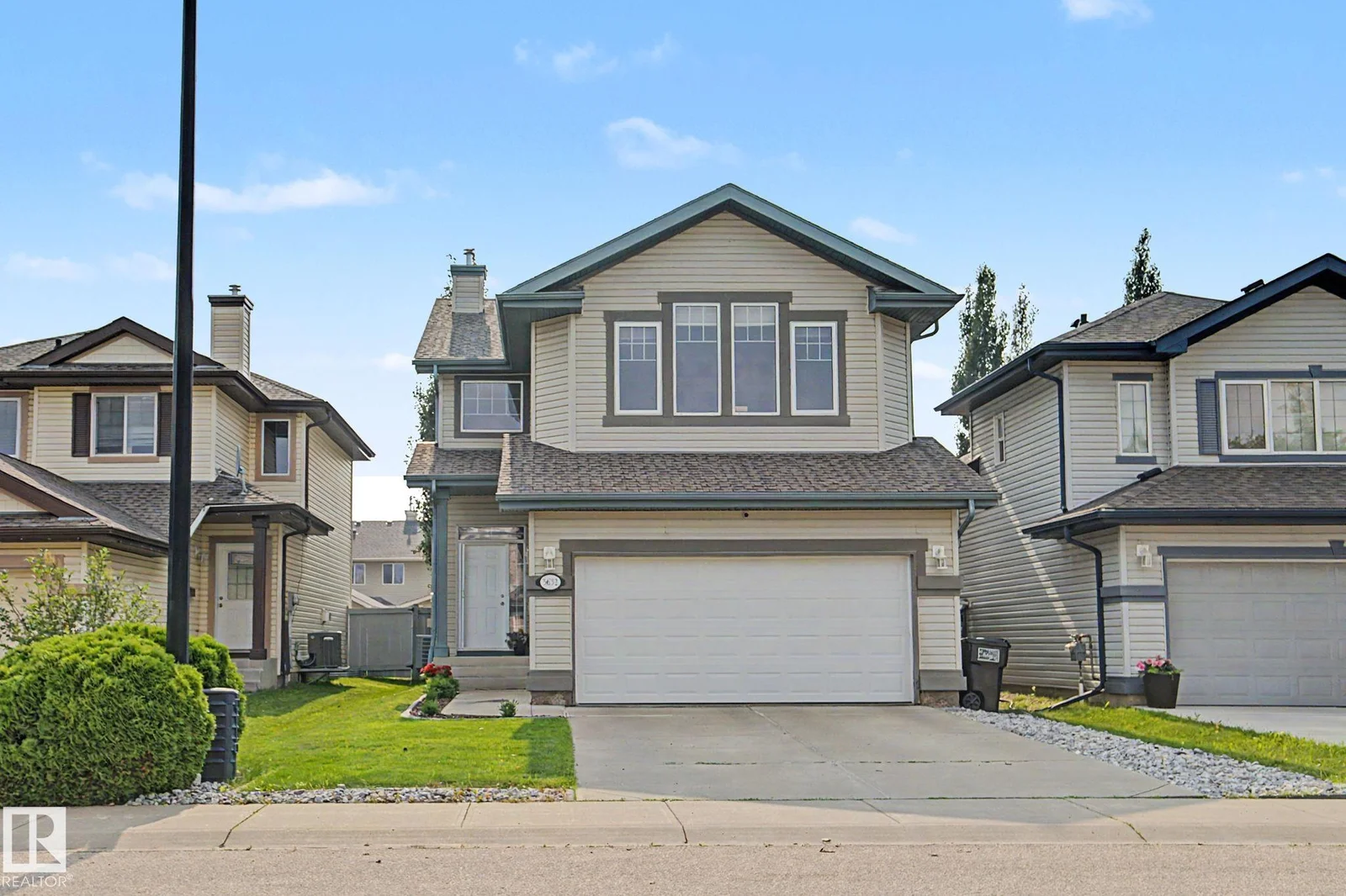 5632 201 St NW, Edmonton - 4 bedroom Detached Single Family for sale