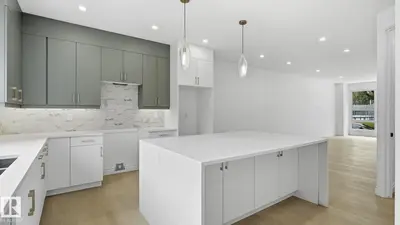 Interior photo 4 of 9224 94 ST NW