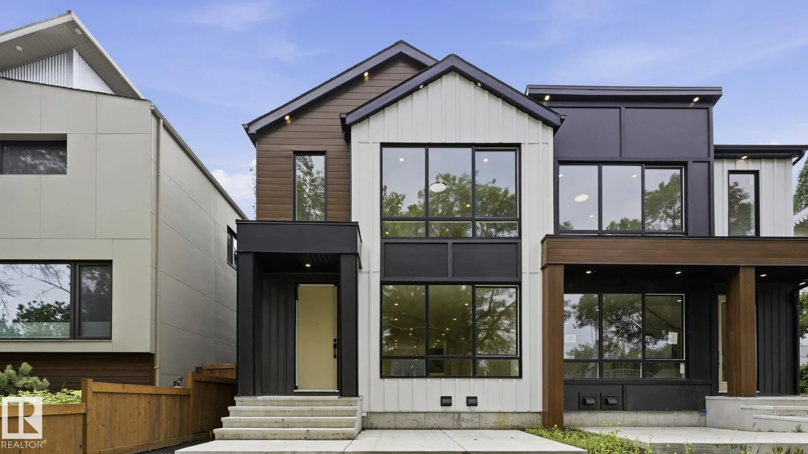 9224 94 ST NW, Edmonton - 7 bedroom Duplex for sale