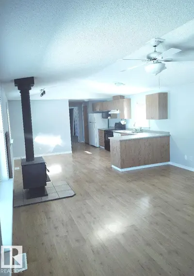 Interior photo 1 of 42 Midland Road