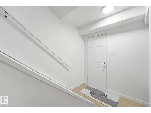 21 LAKEWOOD VG NW, Edmonton - $275,000