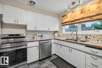 Interior photo 3 of 5903 102 AV NW NW