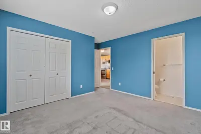 Interior photo 4 of 867 BLACKLOCK WY SW