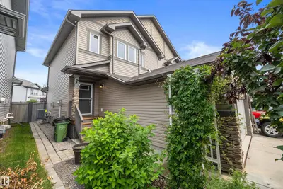 Interior photo 1 of 17332 6 AV SW SW