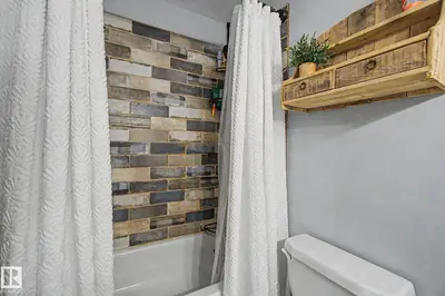 Interior photo 4 of 7712 159 ST NW