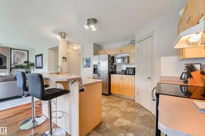 Interior photo 3 of 1211 HENWOOD PL NW