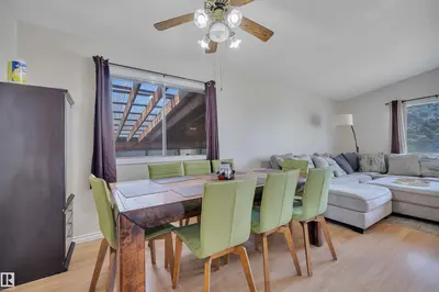 Interior photo 2 of 5411 44 Ave