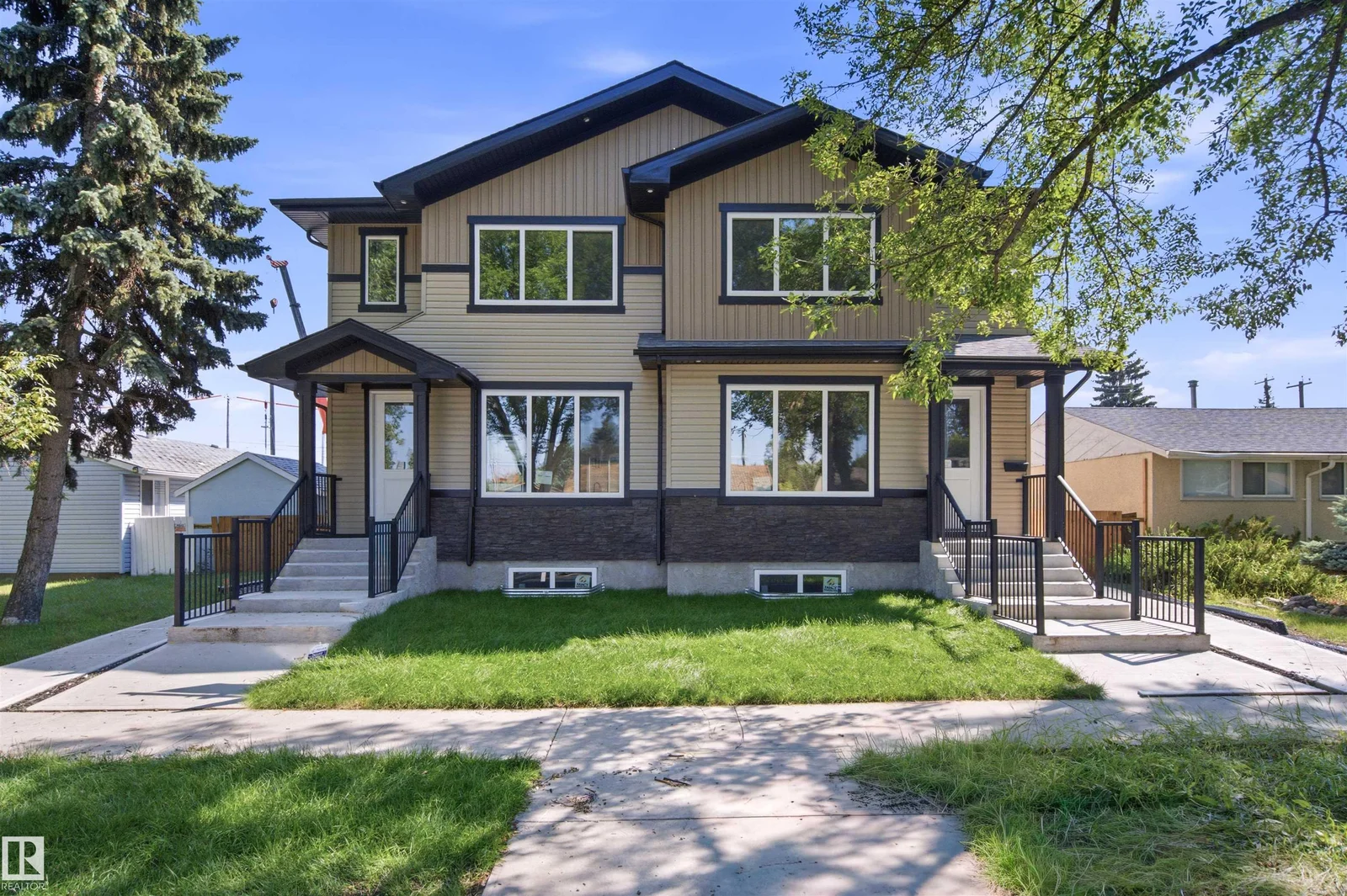 10707-09 128 AV NW, Edmonton - 10 bedroom Duplex for sale
