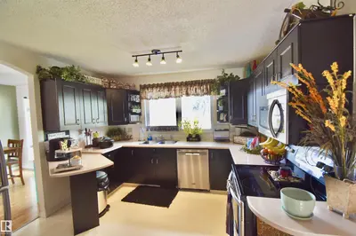 Interior photo 2 of 4405 46A ST
