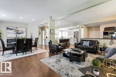 Interior photo 3 of 68 FLEETWOOD CR