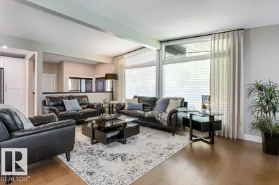 Interior photo 2 of 68 FLEETWOOD CR