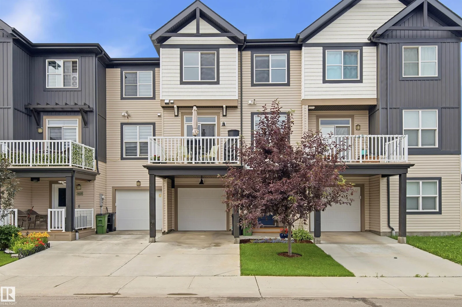 20127 19 AV NW, Edmonton - 2 bedroom Residential Attached for sale
