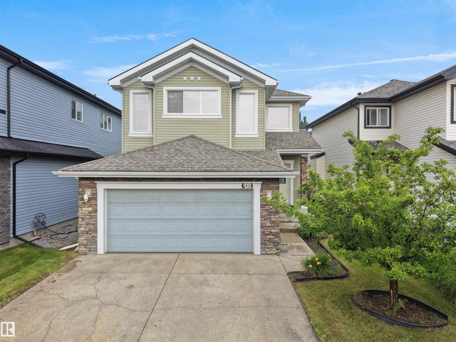 1932 67 ST SW, Edmonton - 4 bedroom Detached Single Family for sale