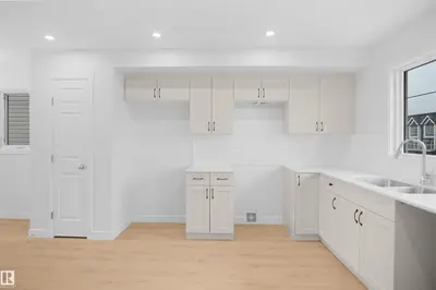 Interior photo 3 of 5141 RIVER'S EDGE WY NW