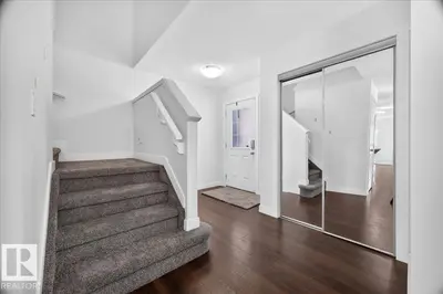 Interior photo 1 of 3017 Harvey CR NW