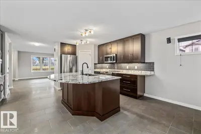 Interior photo 3 of 1086 Grantham DR NW