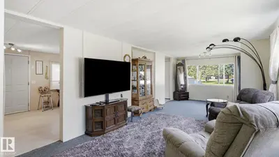 Interior photo 1 of 17 Park Ridge CR NW