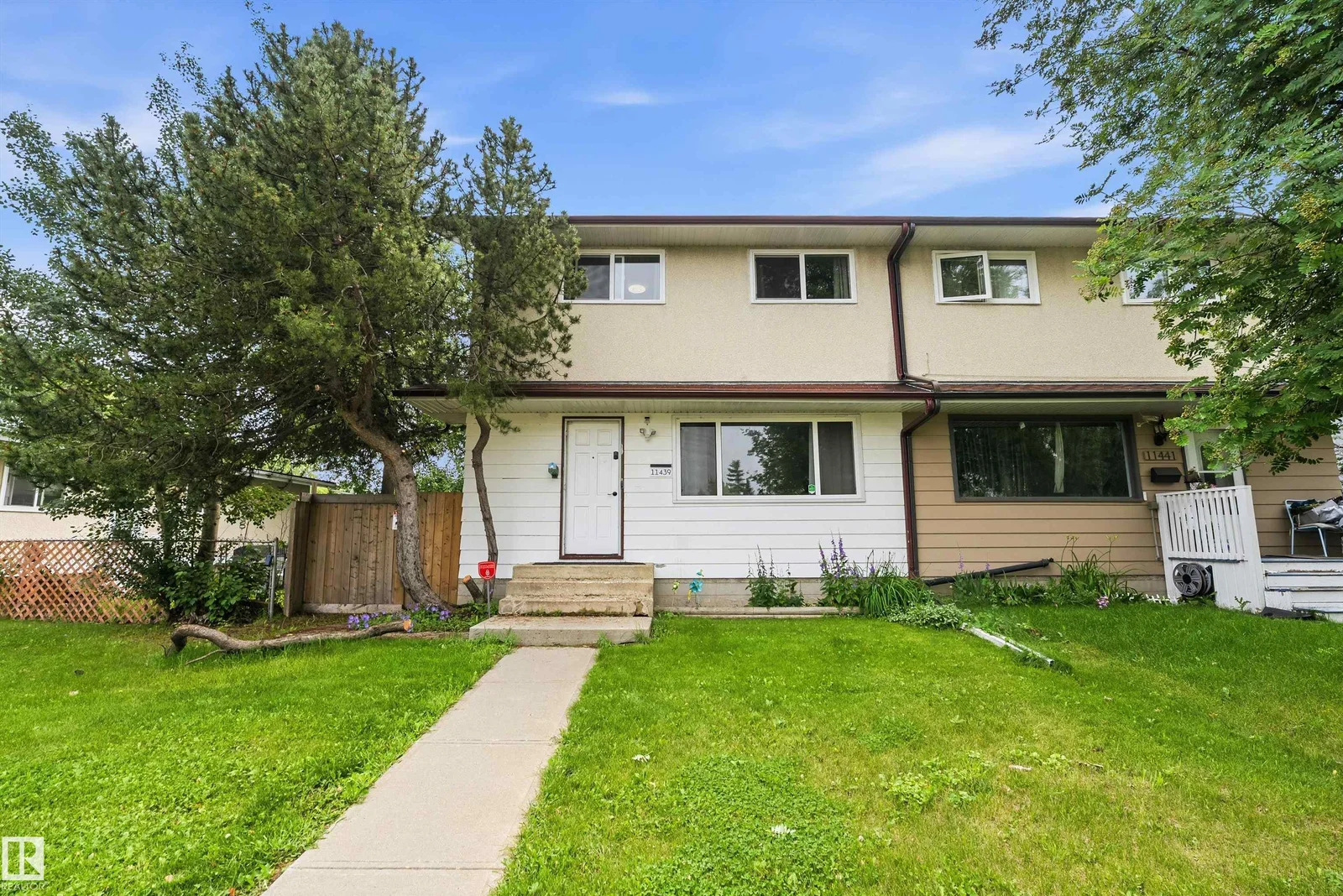 11439 39 AV NW, Edmonton - 4 bedroom Duplex for sale