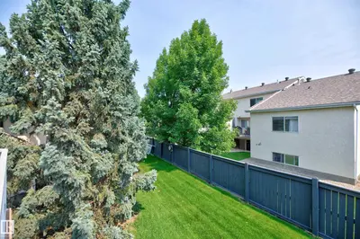 Interior photo 3 of #4 11809 9B AV NW