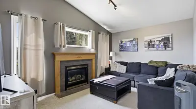Interior photo 3 of 4105 36A AV NW