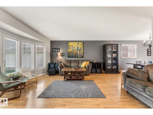 4627 10A AV NW, Edmonton - $415,000