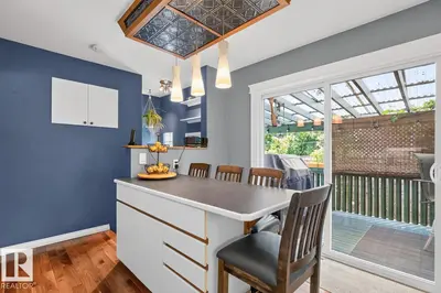 Interior photo 4 of 7607 75 AV NW