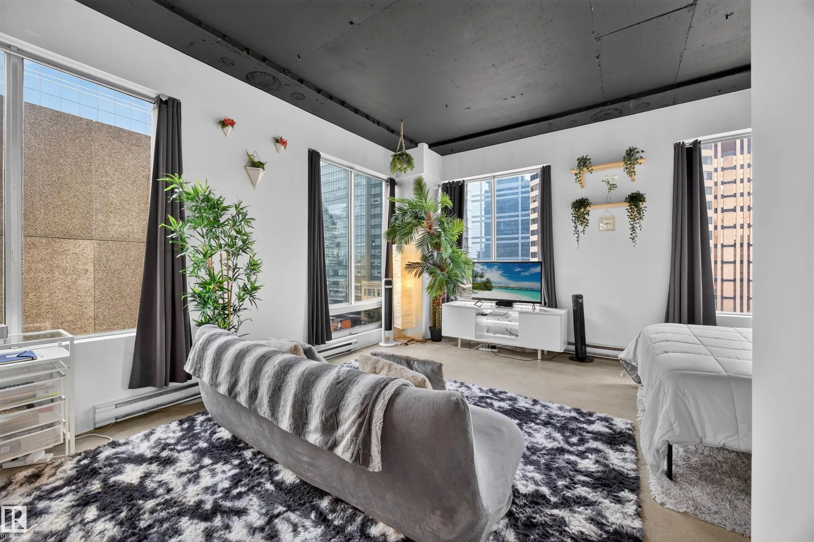 , Edmonton - 1 bedroom Apartment for sale