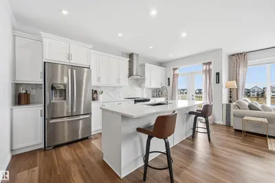 Interior photo 4 of 2520 206 ST NW