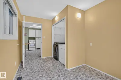 Interior photo 4 of 6261 112A ST NW