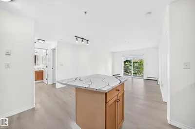 Interior photo 2 of #214 245 EDWARDS DR SW