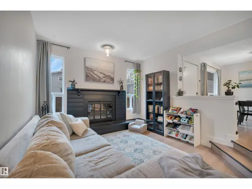 #35 4403 RIVERBEND RD NW