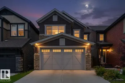 Interior photo 1 of 3116 CHOKECHERRY BN SW
