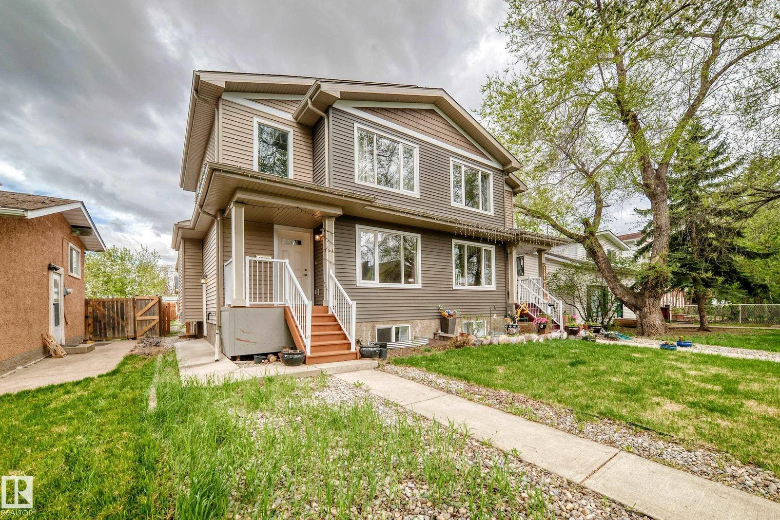 12118 125 ST NW, Edmonton - 5 bedroom Duplex for sale