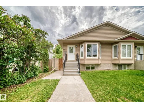 12124 122 ST NW, Edmonton - $414,900