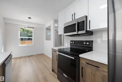 Interior photo 3 of 84 willowdale place NW