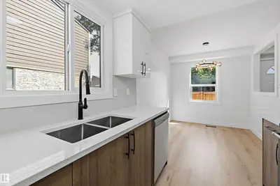 Interior photo 2 of 84 willowdale place NW