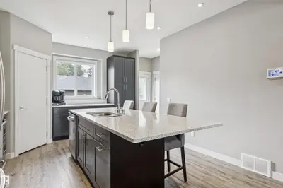 Interior photo 3 of 11226 122 ST NW