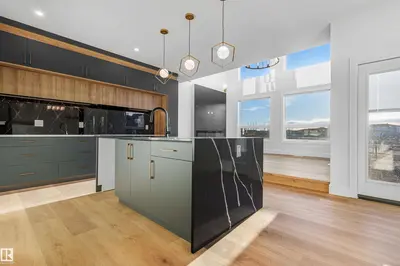 Interior photo 2 of 1610 64 AV