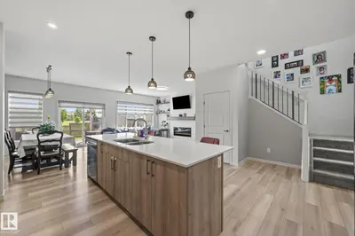 Interior photo 2 of 1931 WESTERRA LN