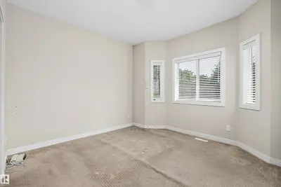 Interior photo 4 of #39 401 BOTHWELL DR