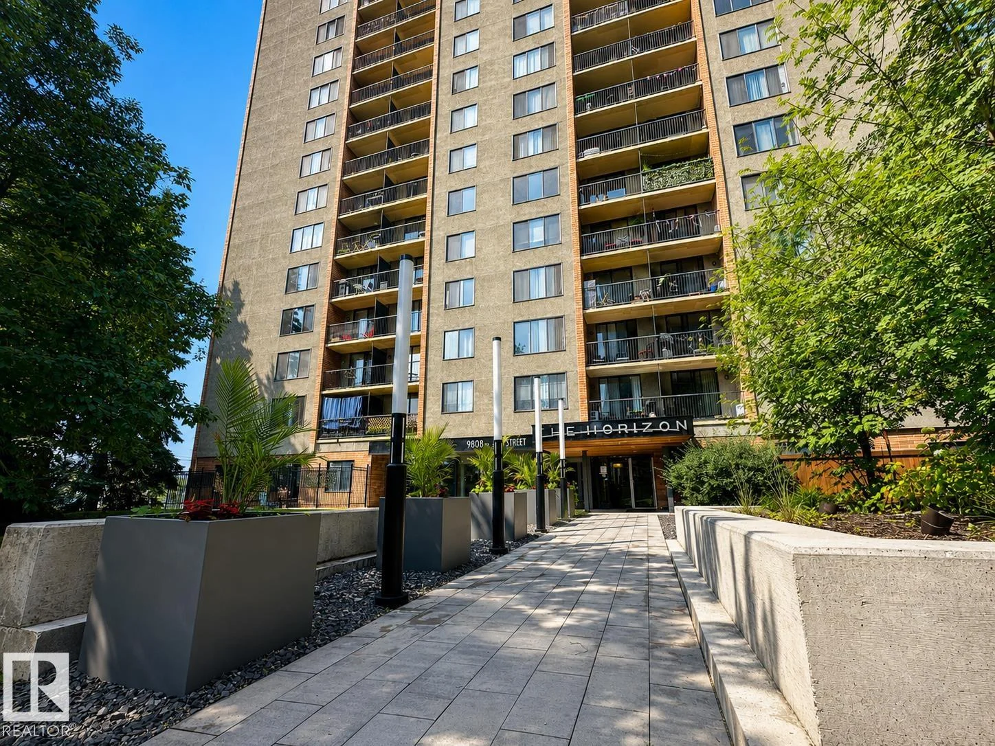 #301 9808 103 ST NW, Edmonton - 2 bedroom Apartment for sale