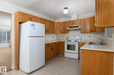 Interior photo 4 of 18512 98 AV NW