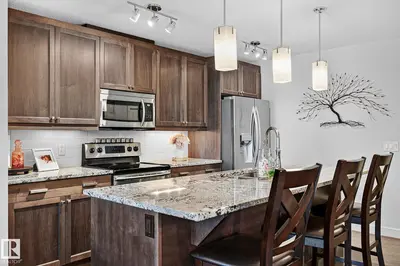 Interior photo 4 of 6642 CARDINAL RD SW