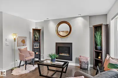 Interior photo 3 of 6642 CARDINAL RD SW
